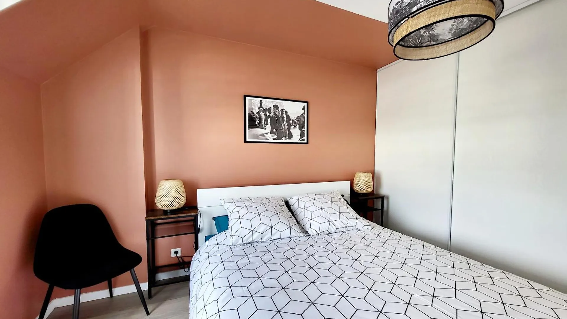 Apartment App. Neuf Terrasse Residence Calme A Vannes Centre